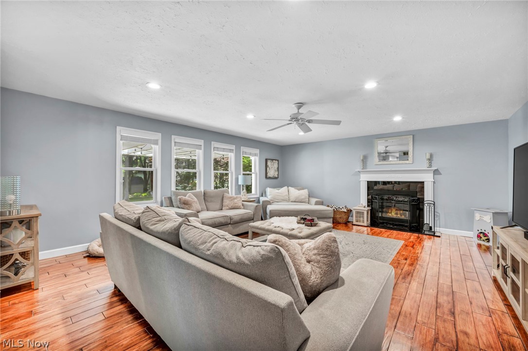 34160 Jewel Circle