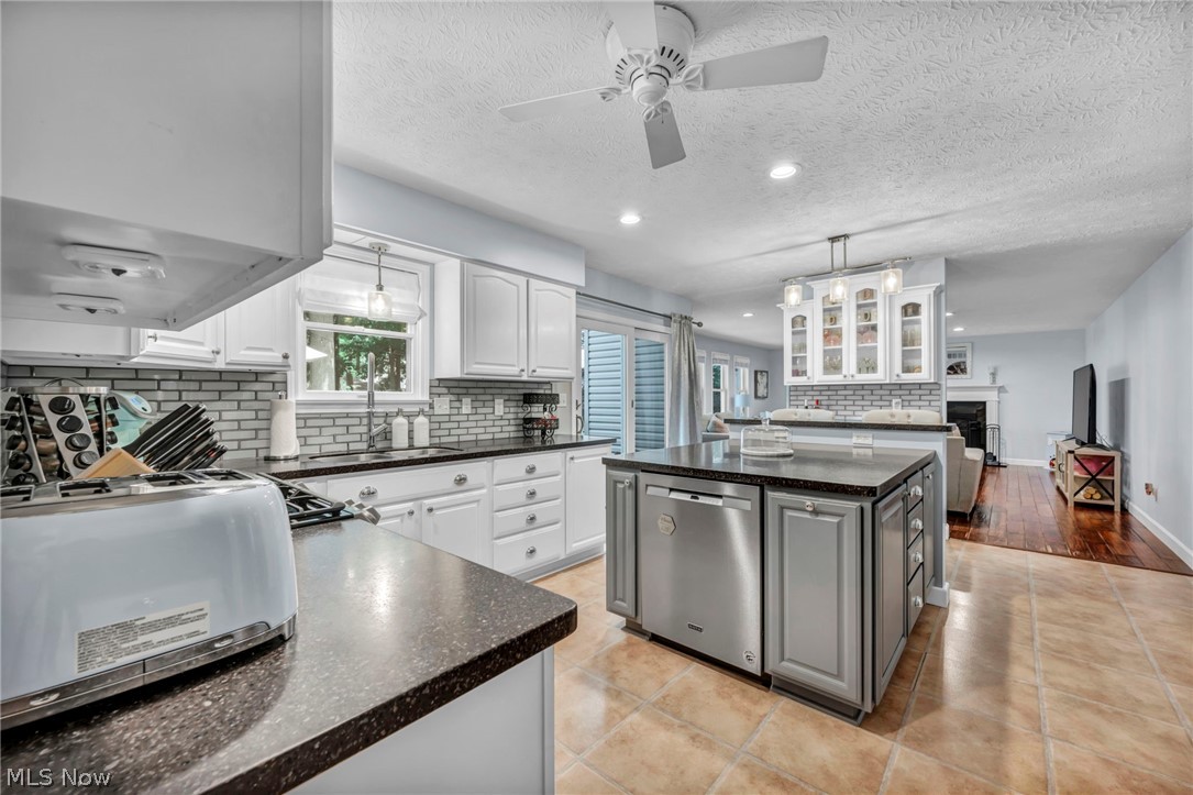 34160 Jewel Circle