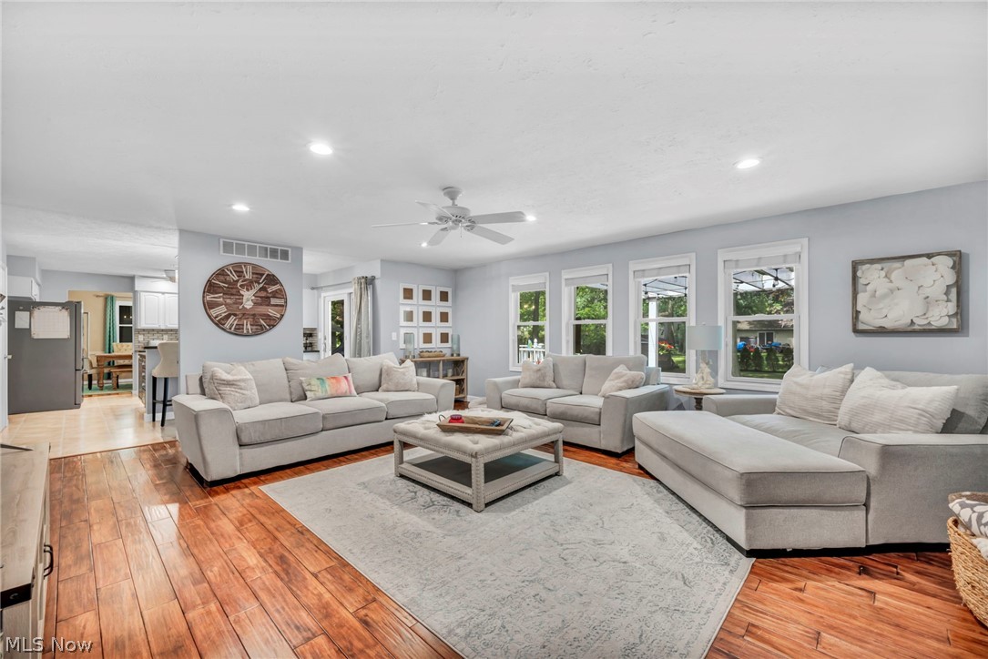 34160 Jewel Circle