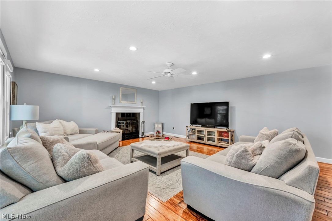 34160 Jewel Circle