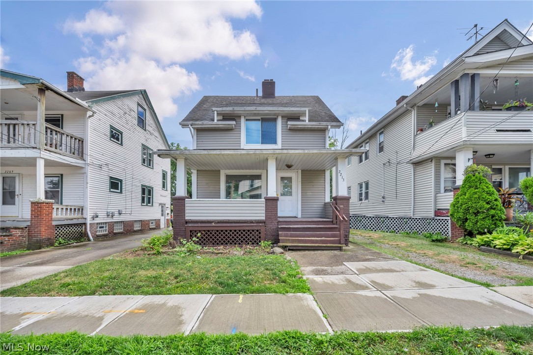 2213 Saratoga Avenue