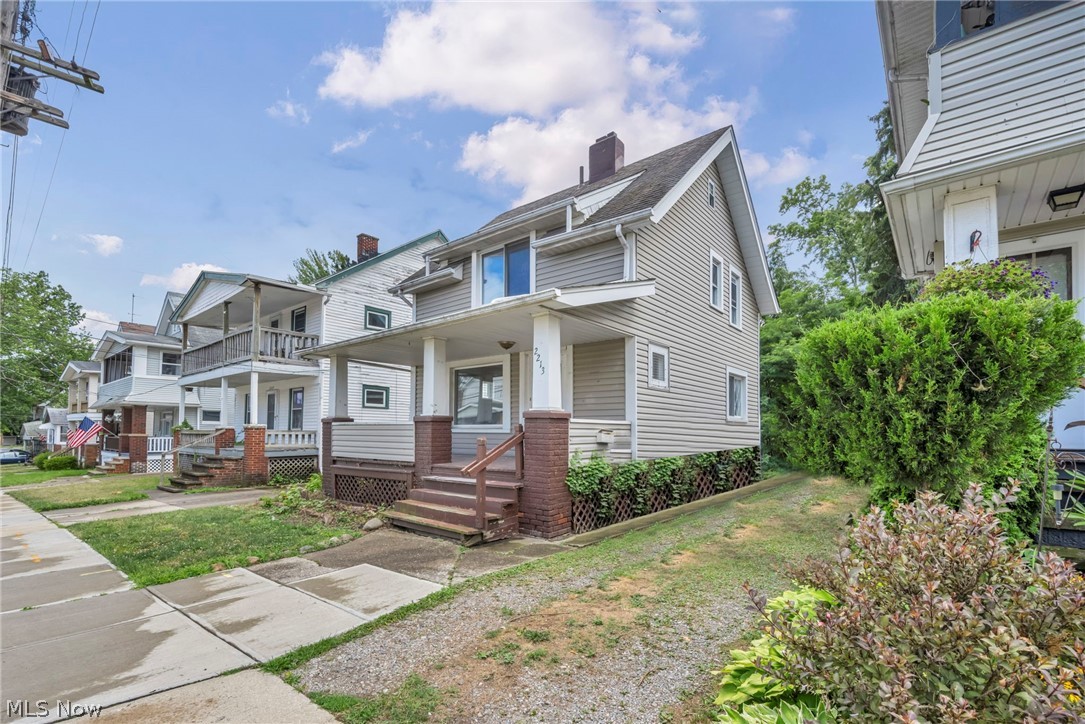 2213 Saratoga Avenue