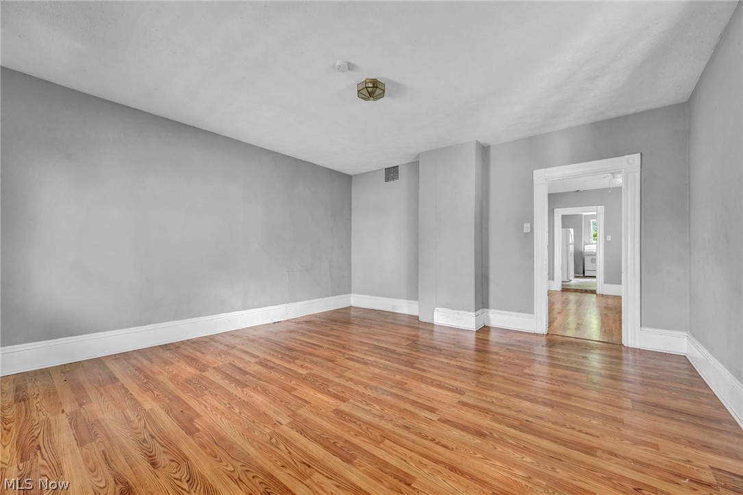 3864 E 54th Street