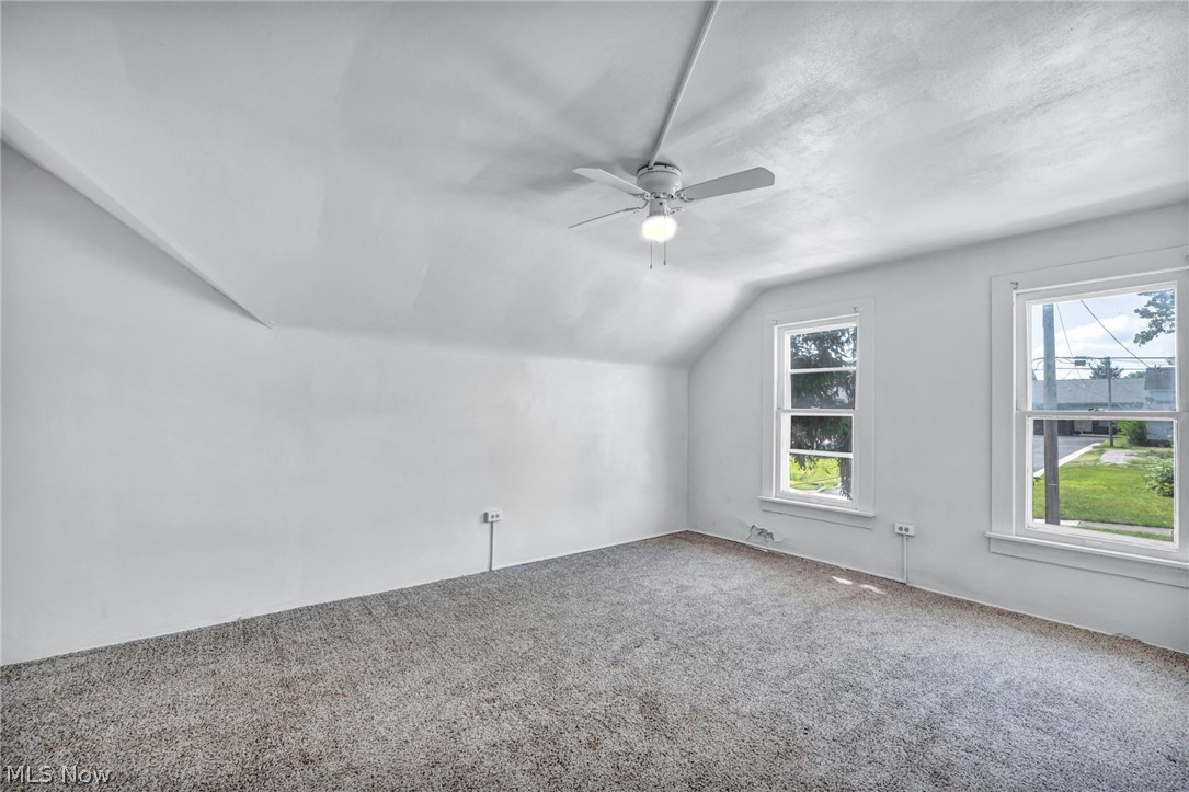 1028 W 5th Street