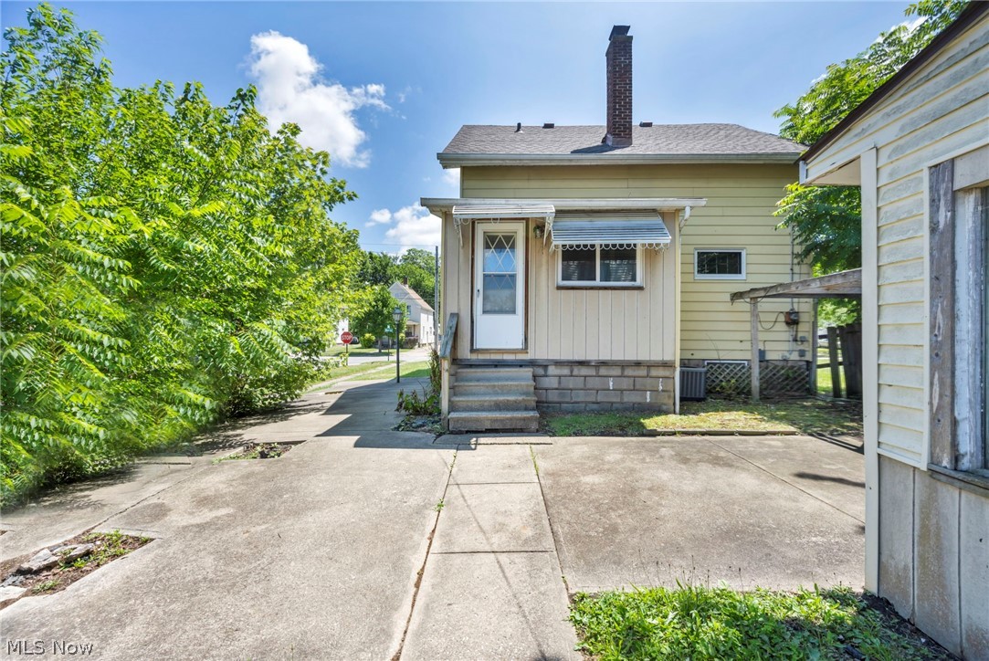 1101 West Avenue