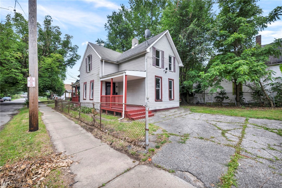 6112 Kenyon Avenue