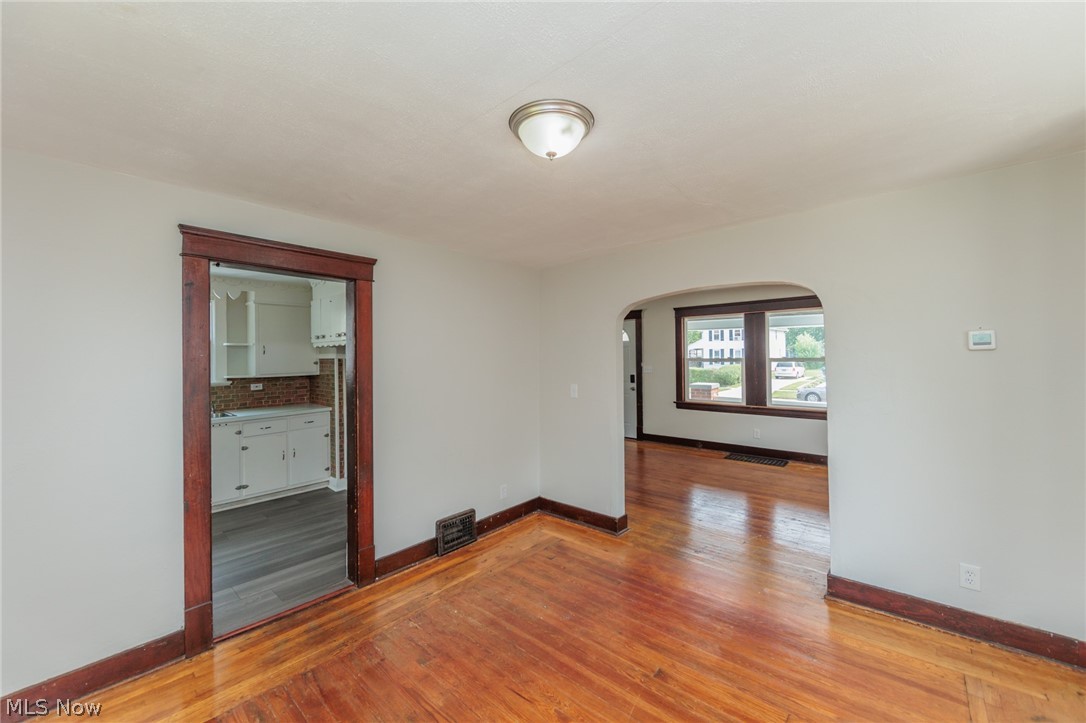 922 W 22nd Street