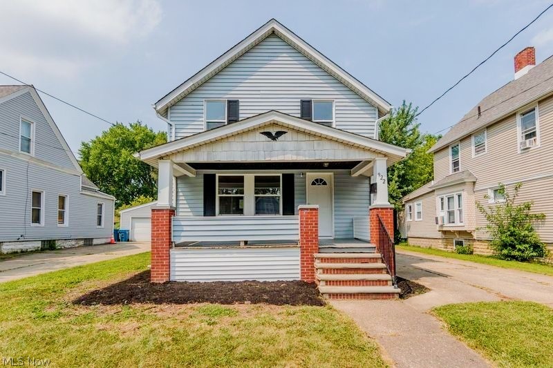922 W 22nd Street