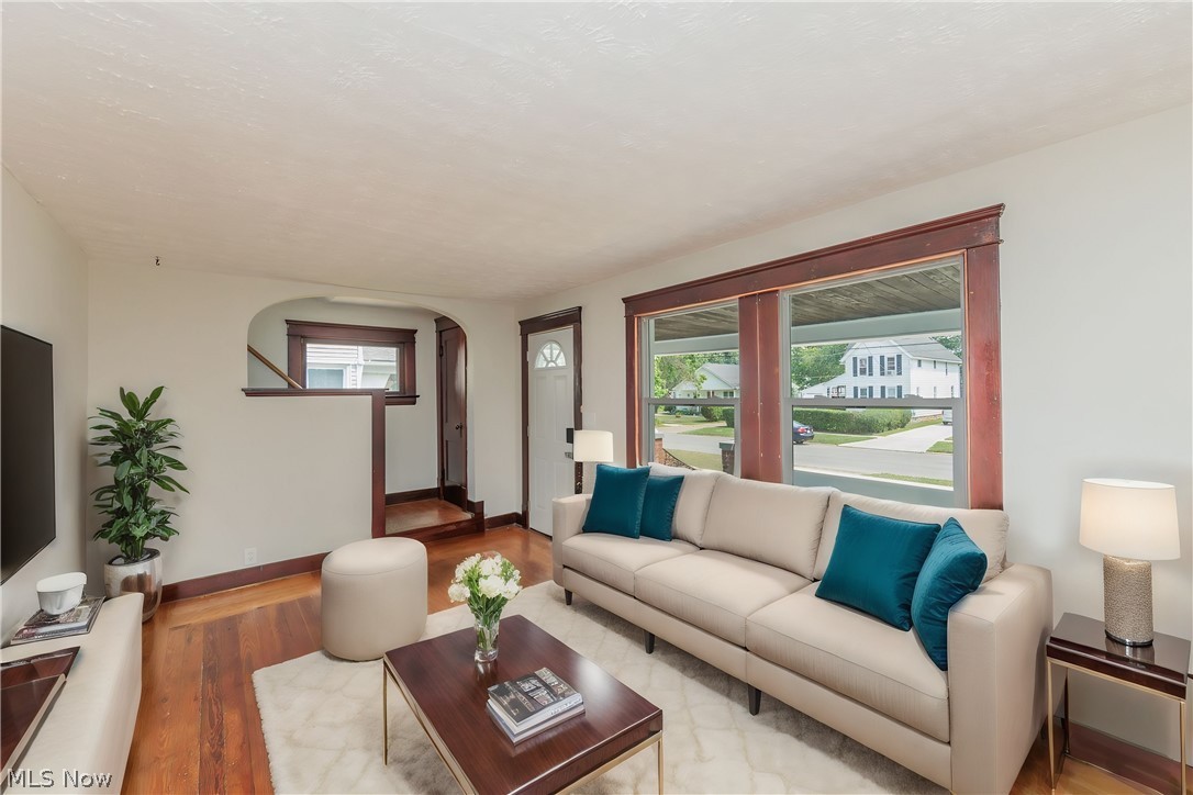 922 W 22nd Street