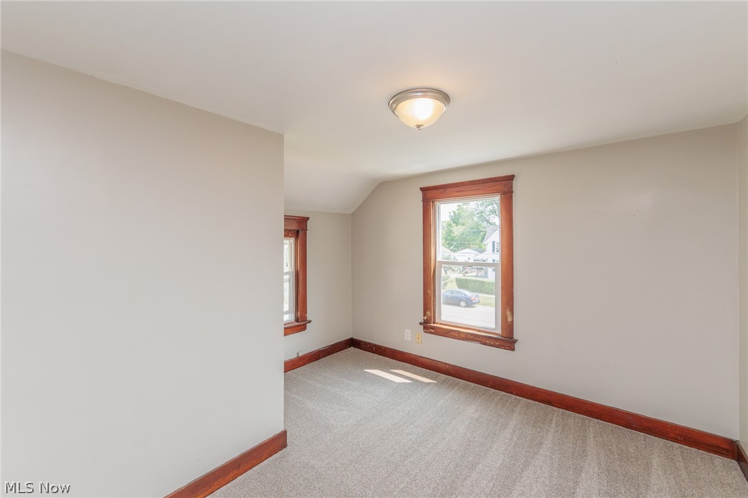 922 W 22nd Street