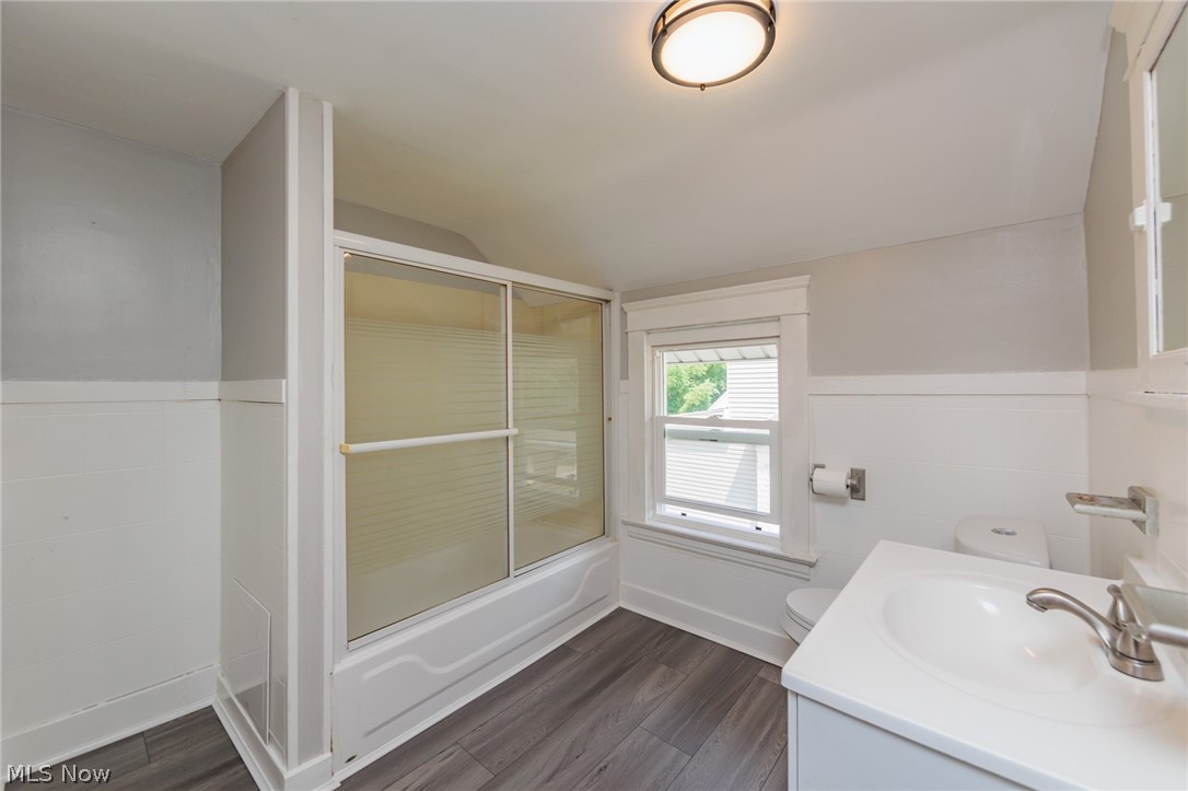 922 W 22nd Street