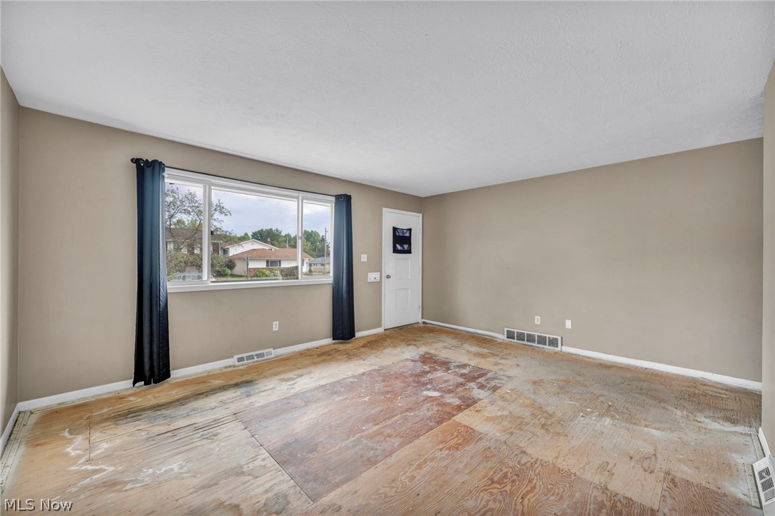 14637 Lisa Drive