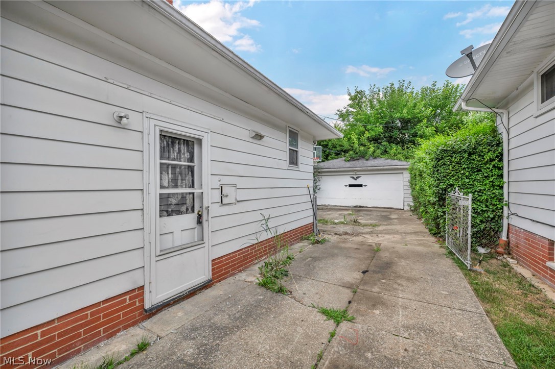 14637 Lisa Drive