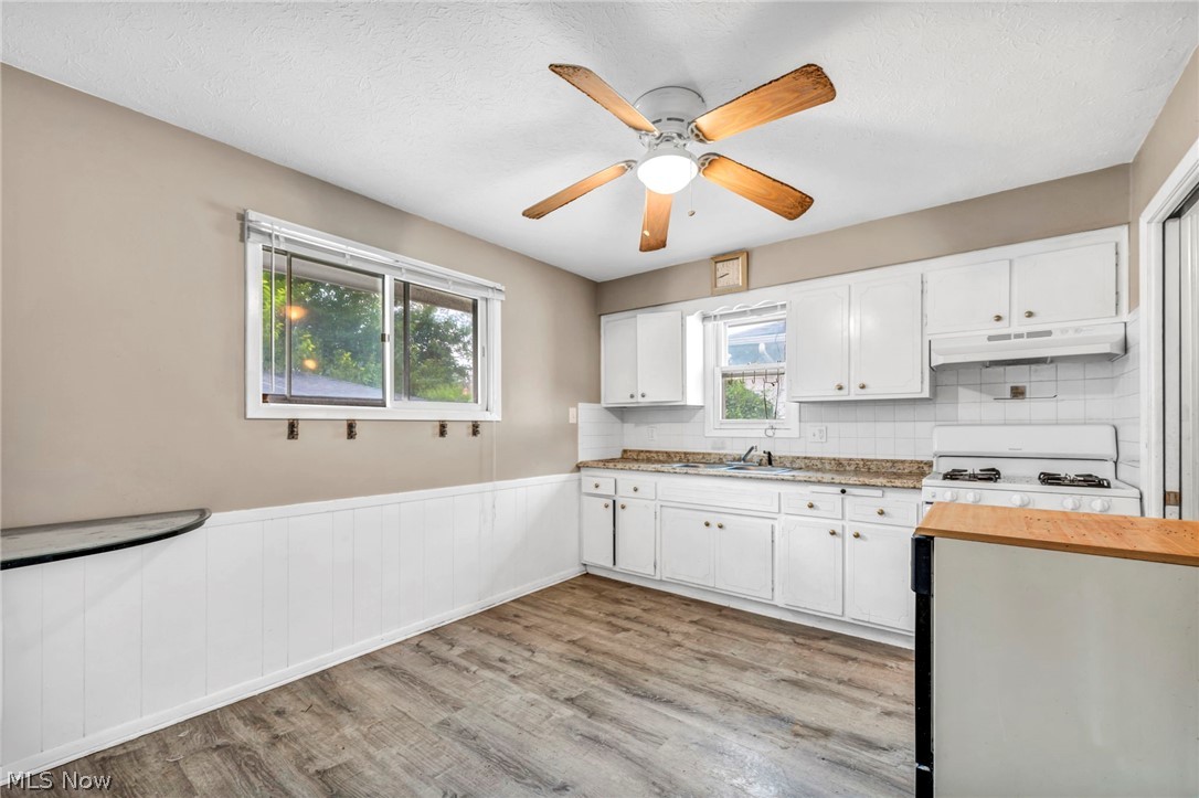 14637 Lisa Drive