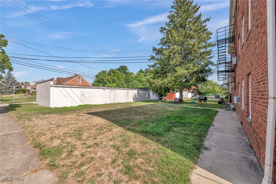 4044 Ridge Road