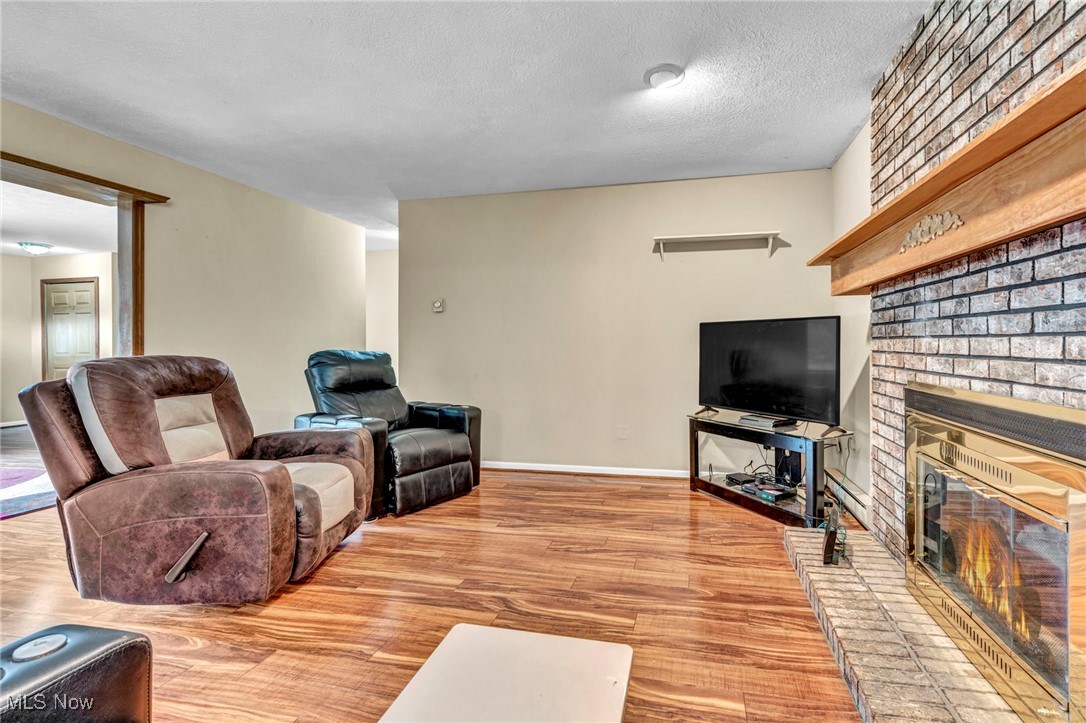 5987 Opal Street
