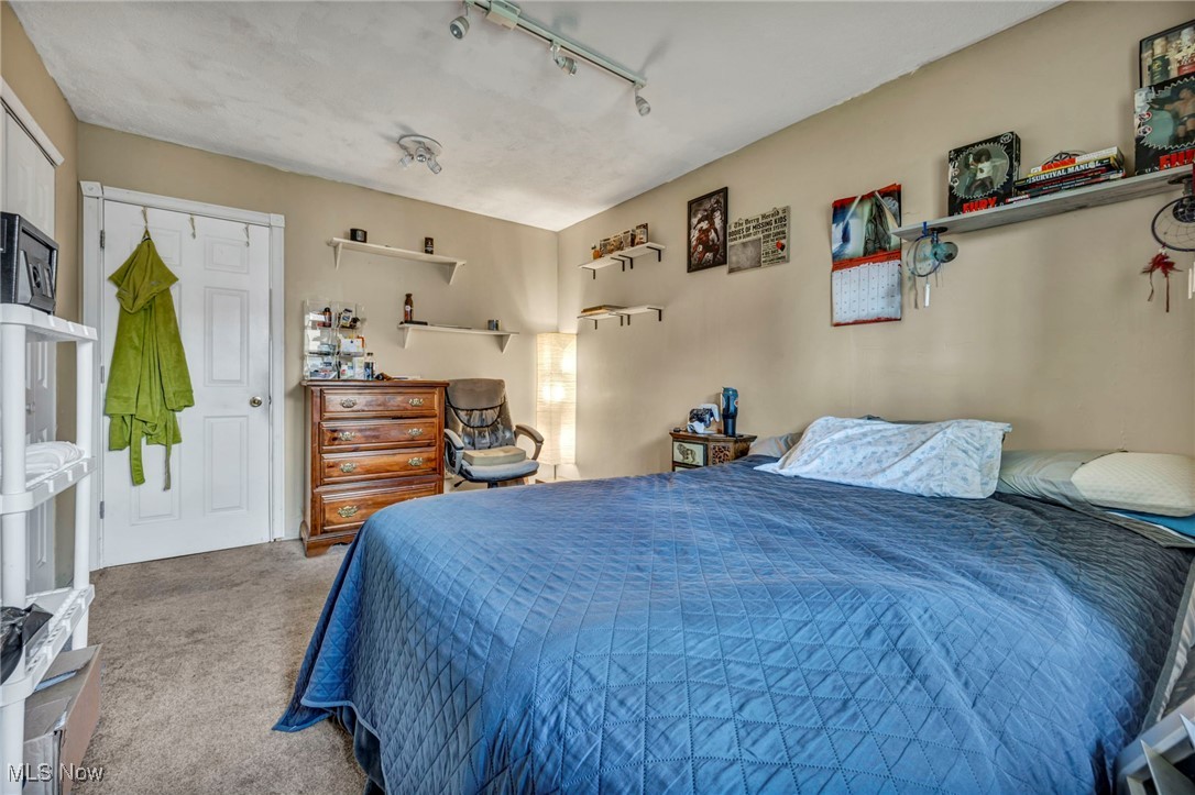 5987 Opal Street