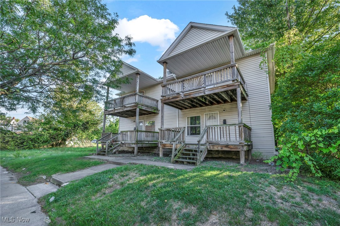 666 Parkwood Drive