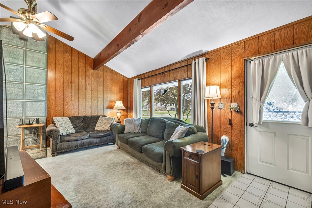 910 West Drive