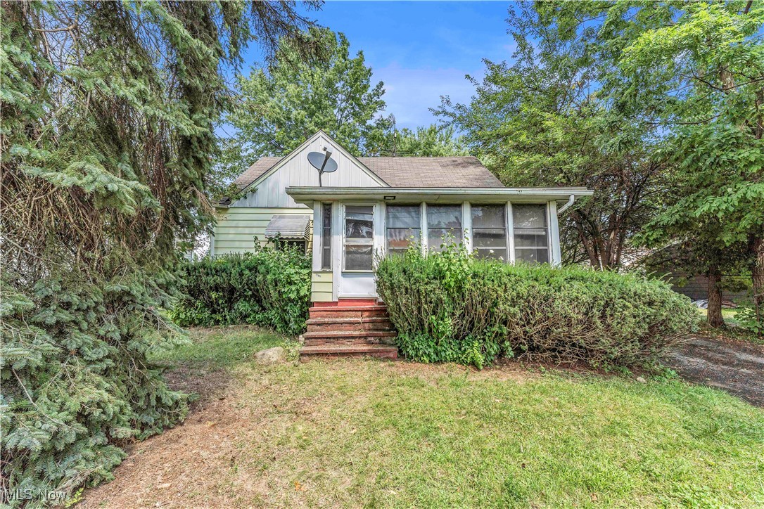 12931 Fruitside Road
