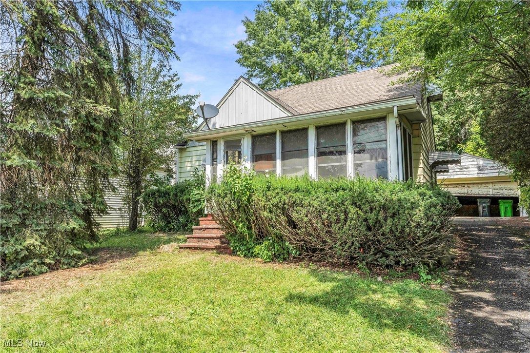 12931 Fruitside Road