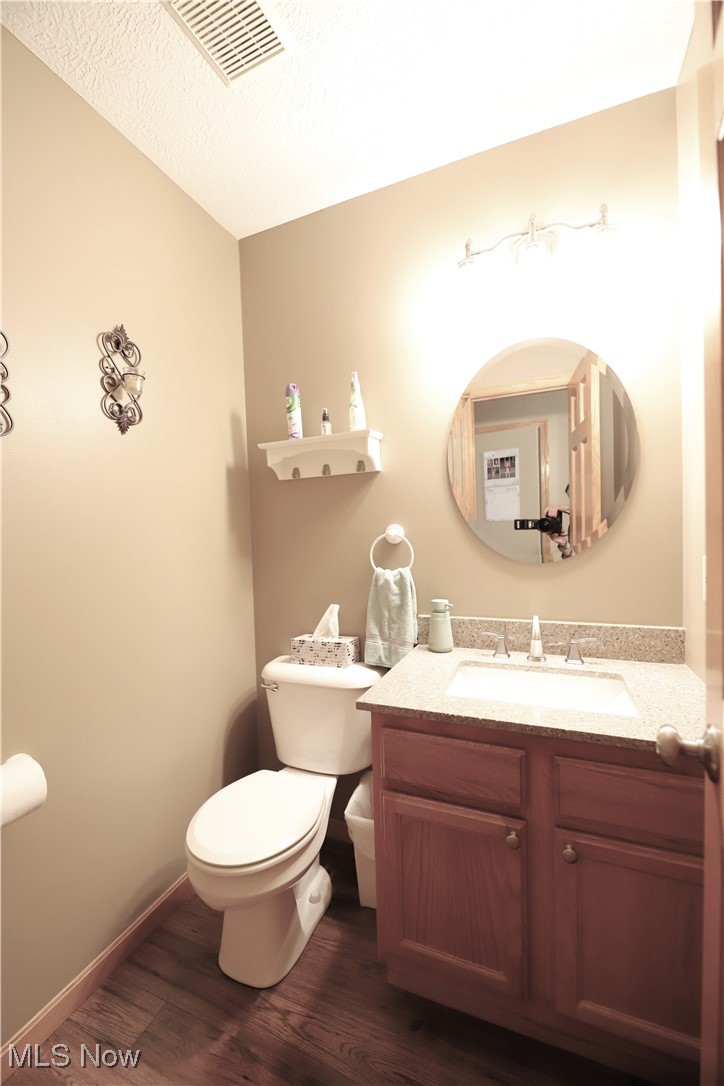 1561 Oak Branch Circle