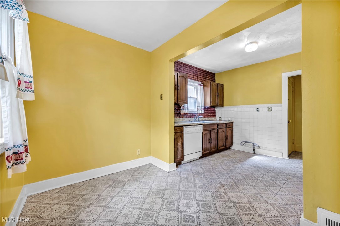 859 Greyton Road