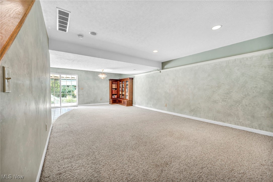 5205 Queen Ann Way