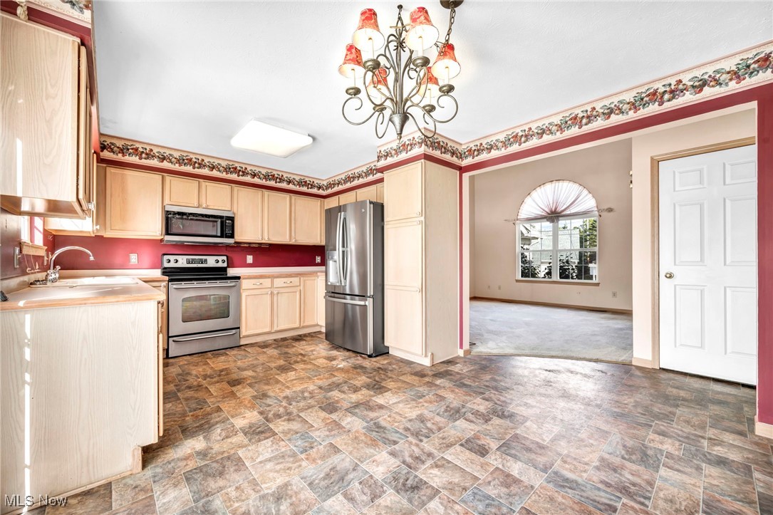 5205 Queen Ann Way