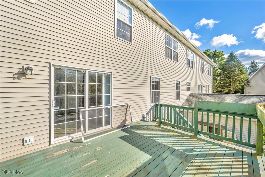 5205 Queen Ann Way