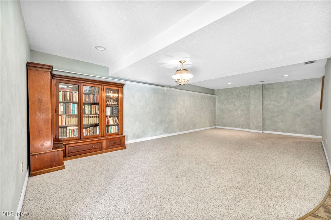 5205 Queen Ann Way