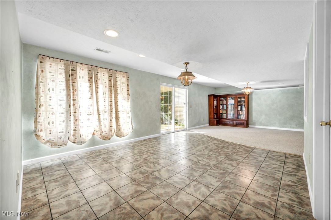 5205 Queen Ann Way