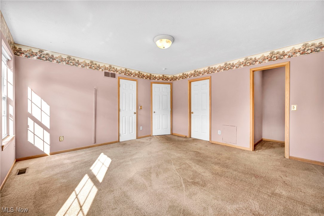 5205 Queen Ann Way