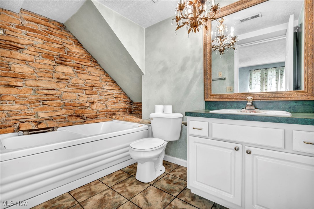 5205 Queen Ann Way
