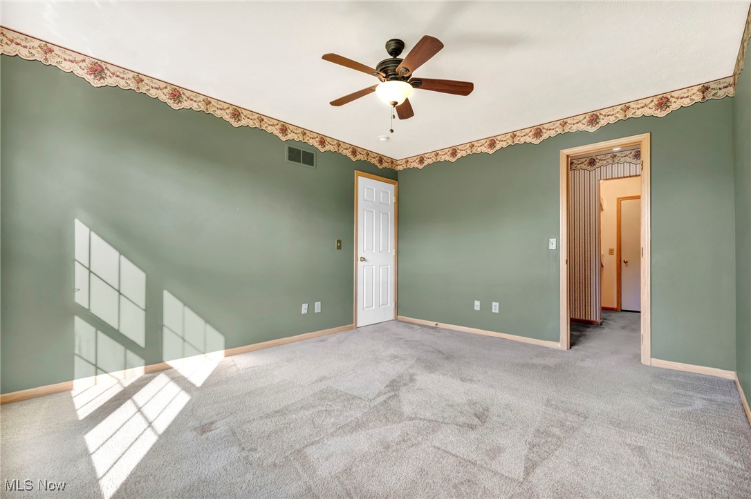 5205 Queen Ann Way