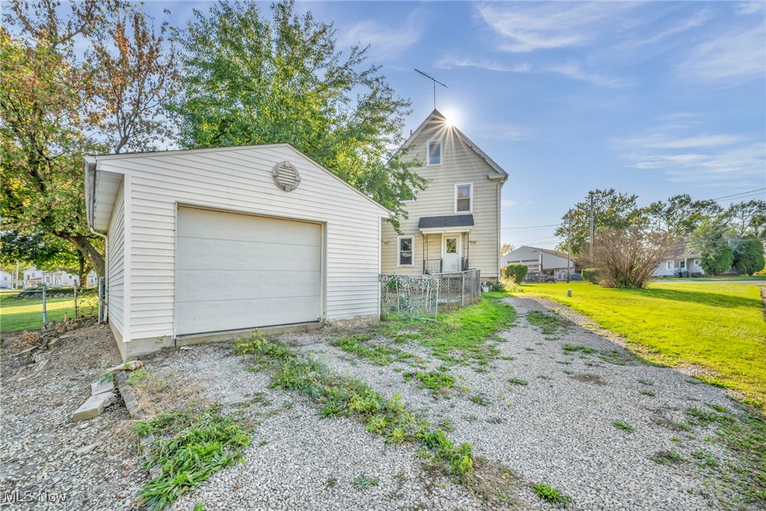 633 Lake Avenue