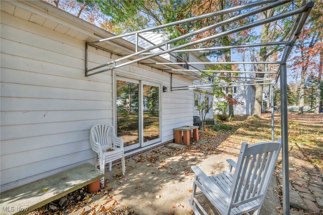 229 James Circle