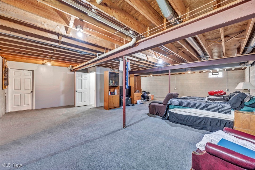2565 Redtail Court