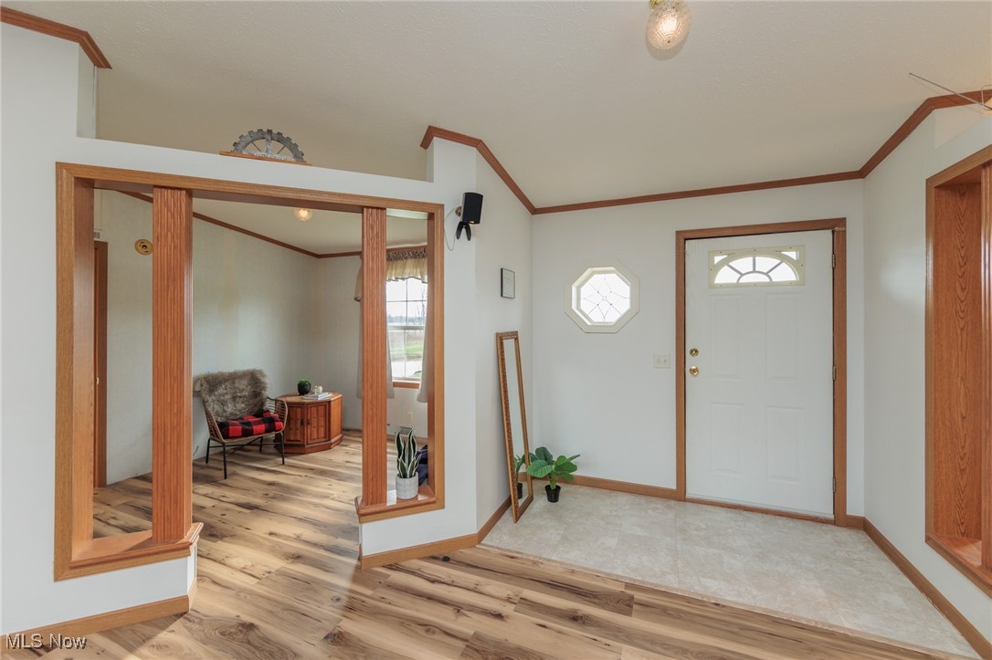 7577 Center Road