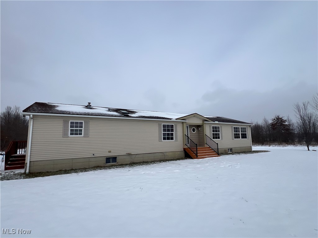 7577 Center Road
