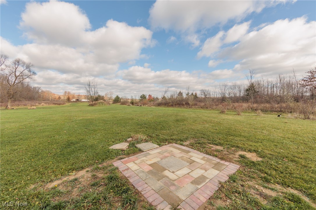 7577 Center Road