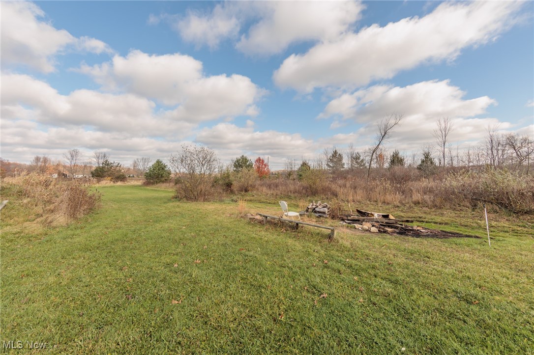 7577 Center Road