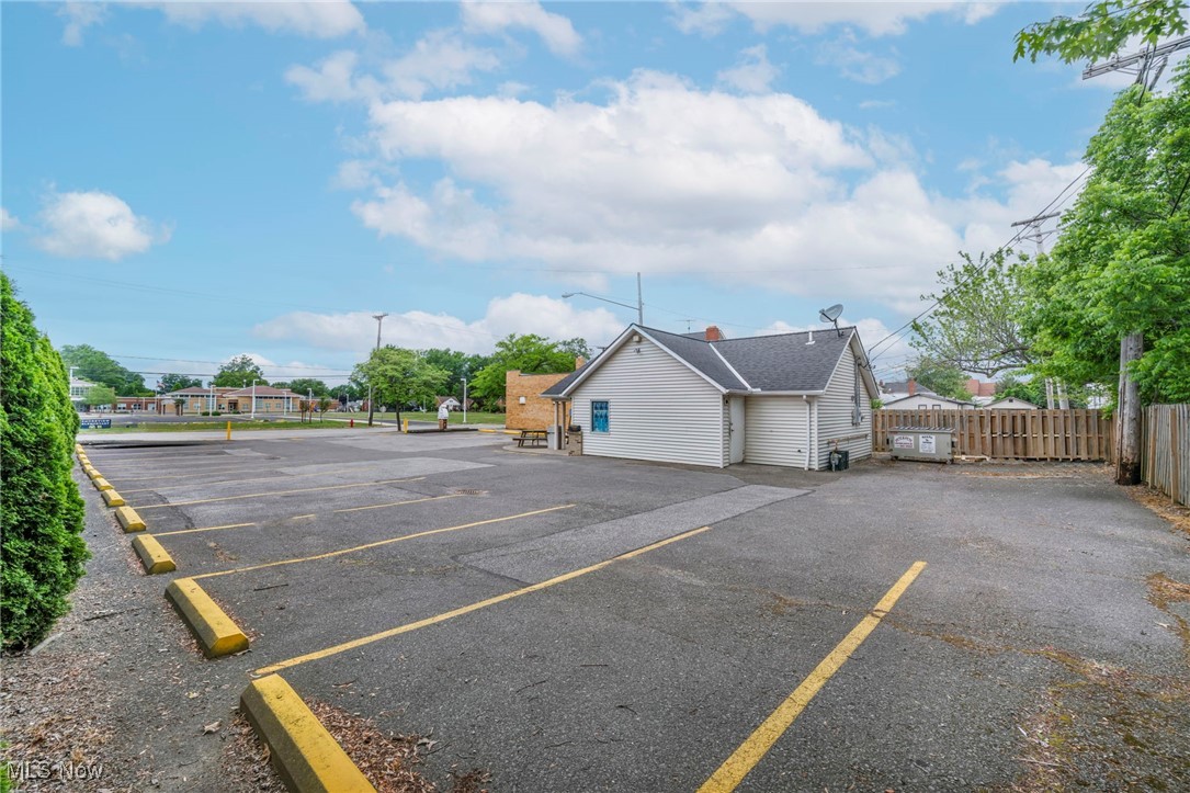 499 E 260 Street