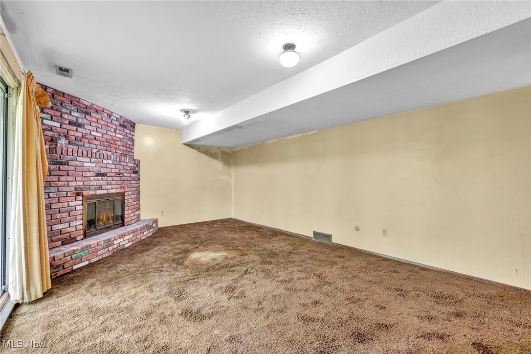 121 Greenbriar Court