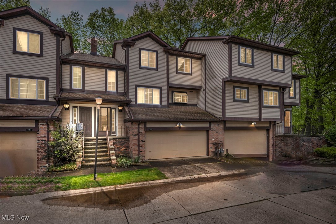 121 Greenbriar Court