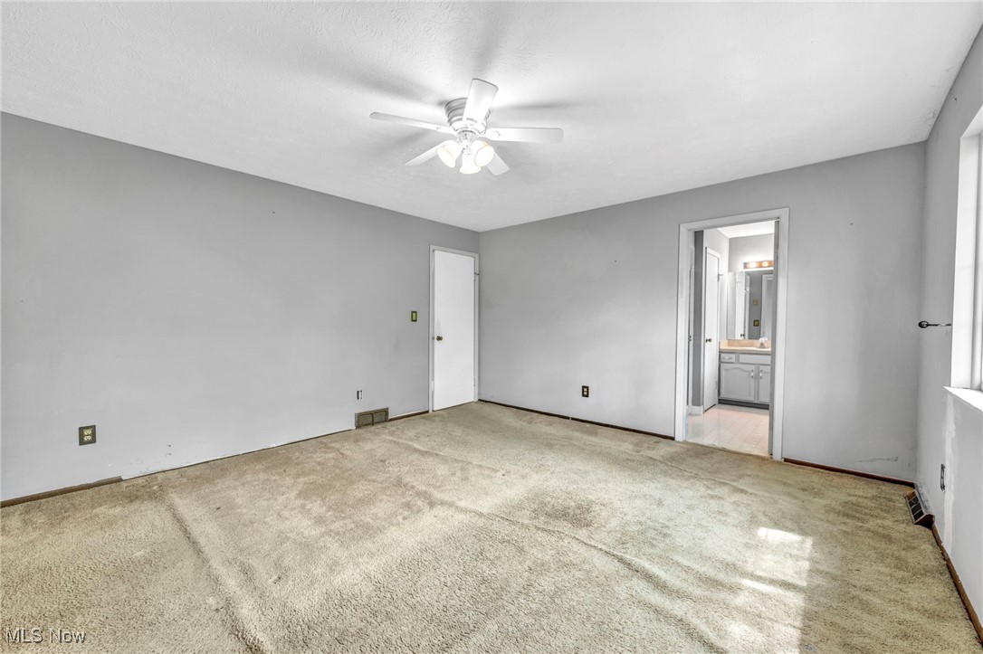 121 Greenbriar Court