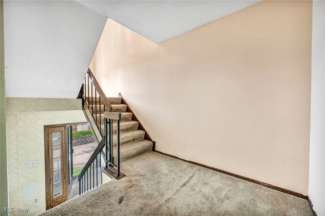 121 Greenbriar Court