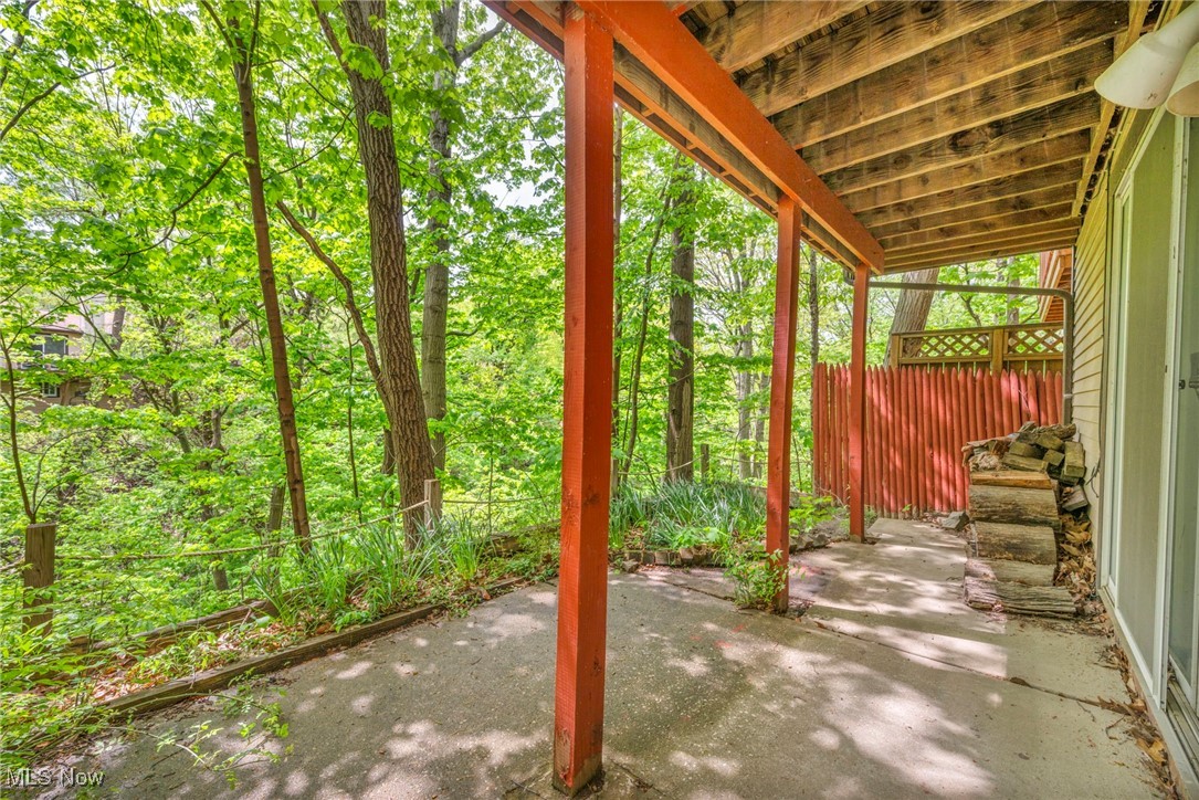 121 Greenbriar Court