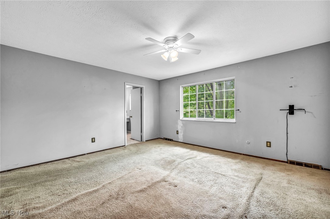 121 Greenbriar Court