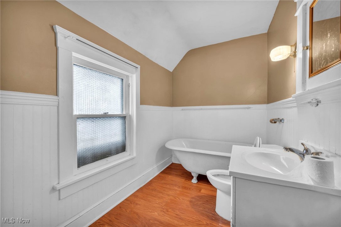 2114 W 85th Street